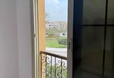Apartments For sale - 3 rooms - floor 2