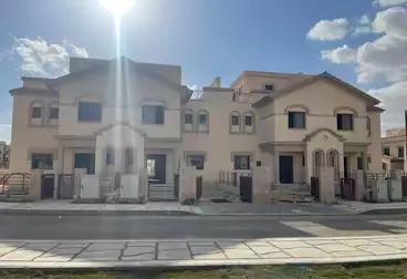 Town House For sale - 3 rooms
