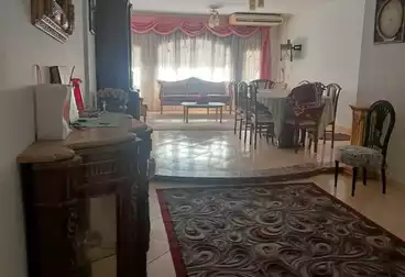 شقق للبيع - 3 غرف - بالدور 0