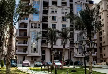 Apartments For sale - 3 rooms - floor 6