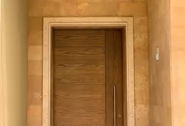 تاون هاوس للإيجار - 5 غرف