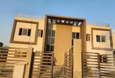 Twin House For sale - 6 rooms