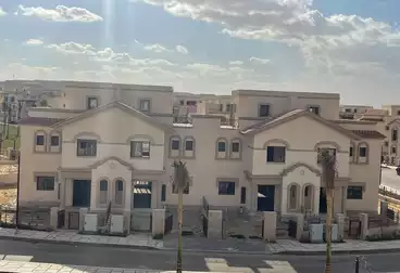 Town House For sale - 4 rooms
