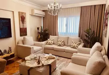 Furnished Apartment For sale - 3 rooms - floor 8