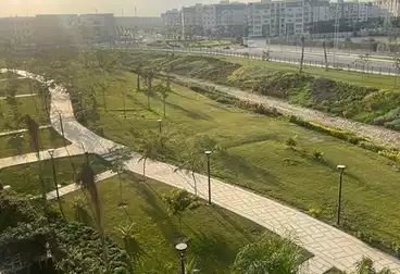 Furnished Apartment For sale - 3 rooms - floor 5