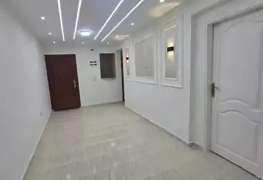 Apartments For sale - 2 rooms - floor 8