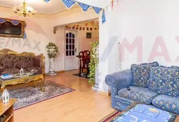 Apartments For sale - 3 rooms - floor 8