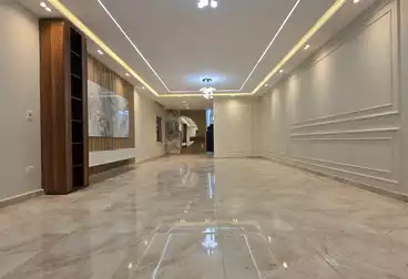 undefined undefined - 2 rooms - floor 3