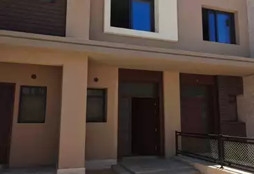 Town House For sale - 4 rooms
