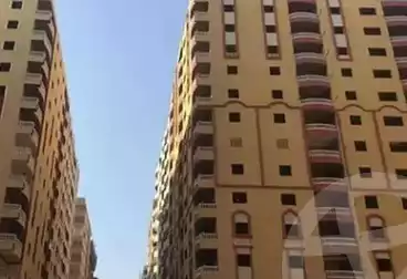 شقق للبيع - 3 غرف - بالدور 8