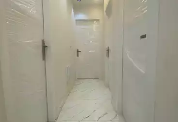 Apartments For sale - 3 rooms - floor 4