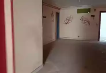 Apartments For sale - 2 rooms - floor 9