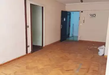 undefined undefined - 2 rooms - floor 5