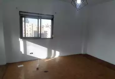 Apartments For rent - 4 rooms - floor 8