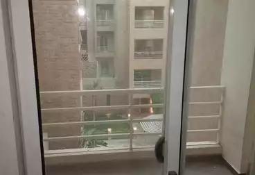Apartment with Garden For sale - 3 rooms - floor 2