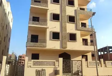 Apartment with Garden For sale - 3 rooms - floor 0