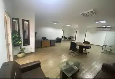 Offices For rent - 3 rooms - floor 1