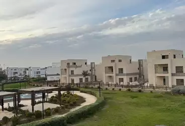 Apartments For sale - 3 rooms - floor 5