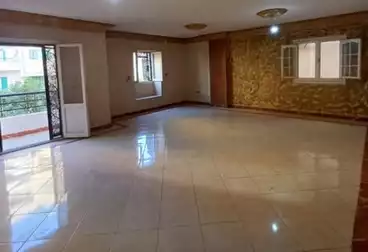 Apartments For sale - 4 rooms - floor 1