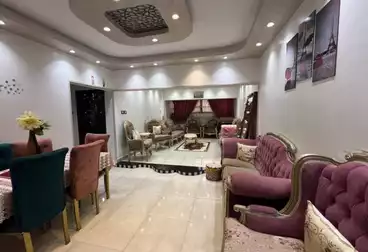 شقق للبيع - 3 غرف - بالدور 0