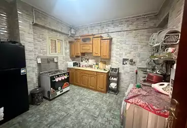 Furnished Apartment For sale - 3 rooms - floor 4