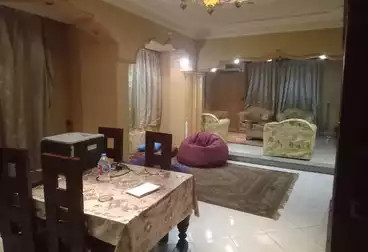 شقق للبيع - 3 غرف - بالدور 8