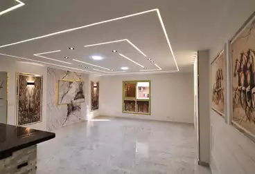 Apartment with Garden For sale - 3 rooms - floor 2