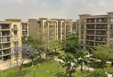 Apartments For sale - 4 rooms - floor 5