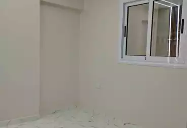 Apartments For sale - 3 rooms - floor 1