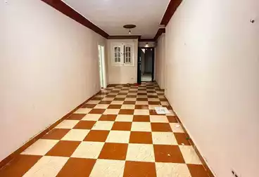 Apartments For sale - 3 rooms - floor 4