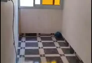 Apartments For sale - 2 rooms - floor 5