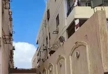 مخازن للبيع