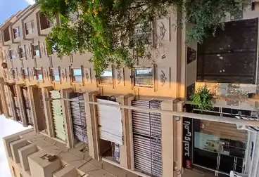 Full Floor For sale - 4 rooms - floor 8