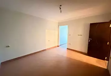 Apartments For sale - 3 rooms - floor 1