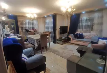 Apartments For sale - 2 rooms - floor 5