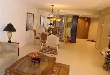 Apartments For sale - 3 rooms - floor 5