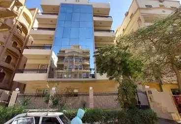 Administrative Building For rent - 30 rooms