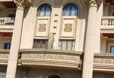 Duplex with Garden For sale - 6 rooms - floor 0