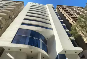 Administrative For rent - 4 rooms - floor 3