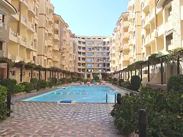 شقق للبيع - 1 غرف - بالدور 1