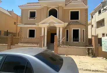 فلل للبيع - 5 غرف