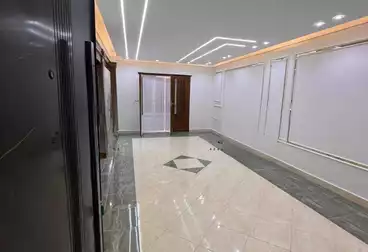 Apartments For sale - 3 rooms - floor 1