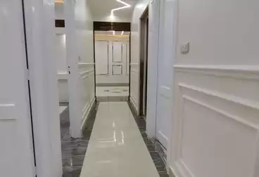Apartments For sale - 3 rooms - floor 1