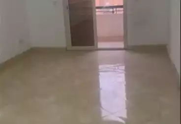 Apartments For sale - 3 rooms - floor 4
