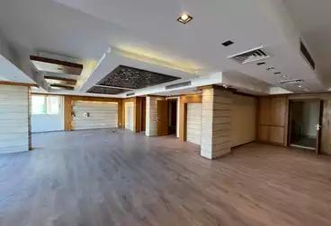 Administrative Building For rent - 15 rooms