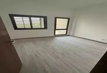 undefined undefined - 2 rooms - floor 3