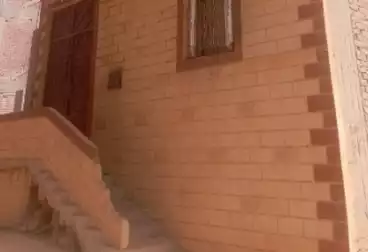 House / Home For sale - 3 rooms