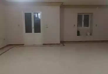 شقق للبيع - 3 غرف - بالدور 1