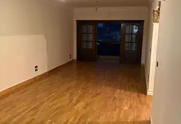 undefined undefined - 2 rooms - floor 5