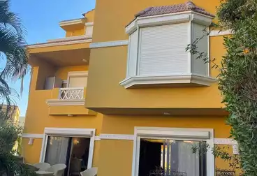 Town House For rent - 4 rooms